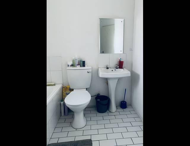 1 BEDROOM APARTMENT RENTED IN PARKDENE